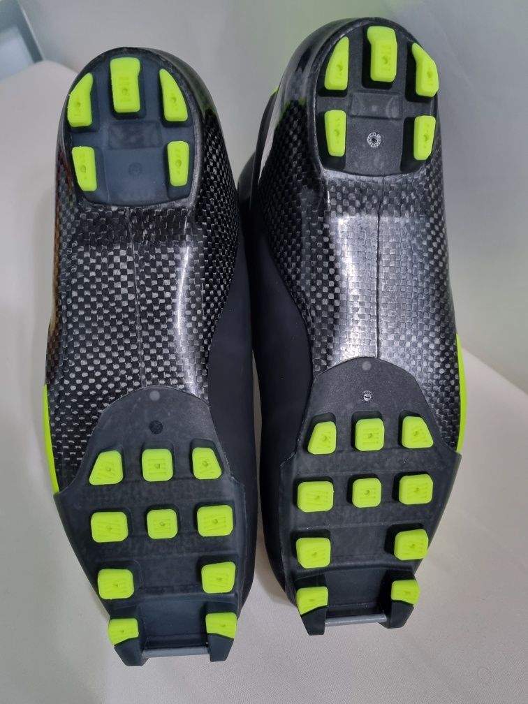 Clăpari Ski de Fond - Fisher SpeedMax Classic