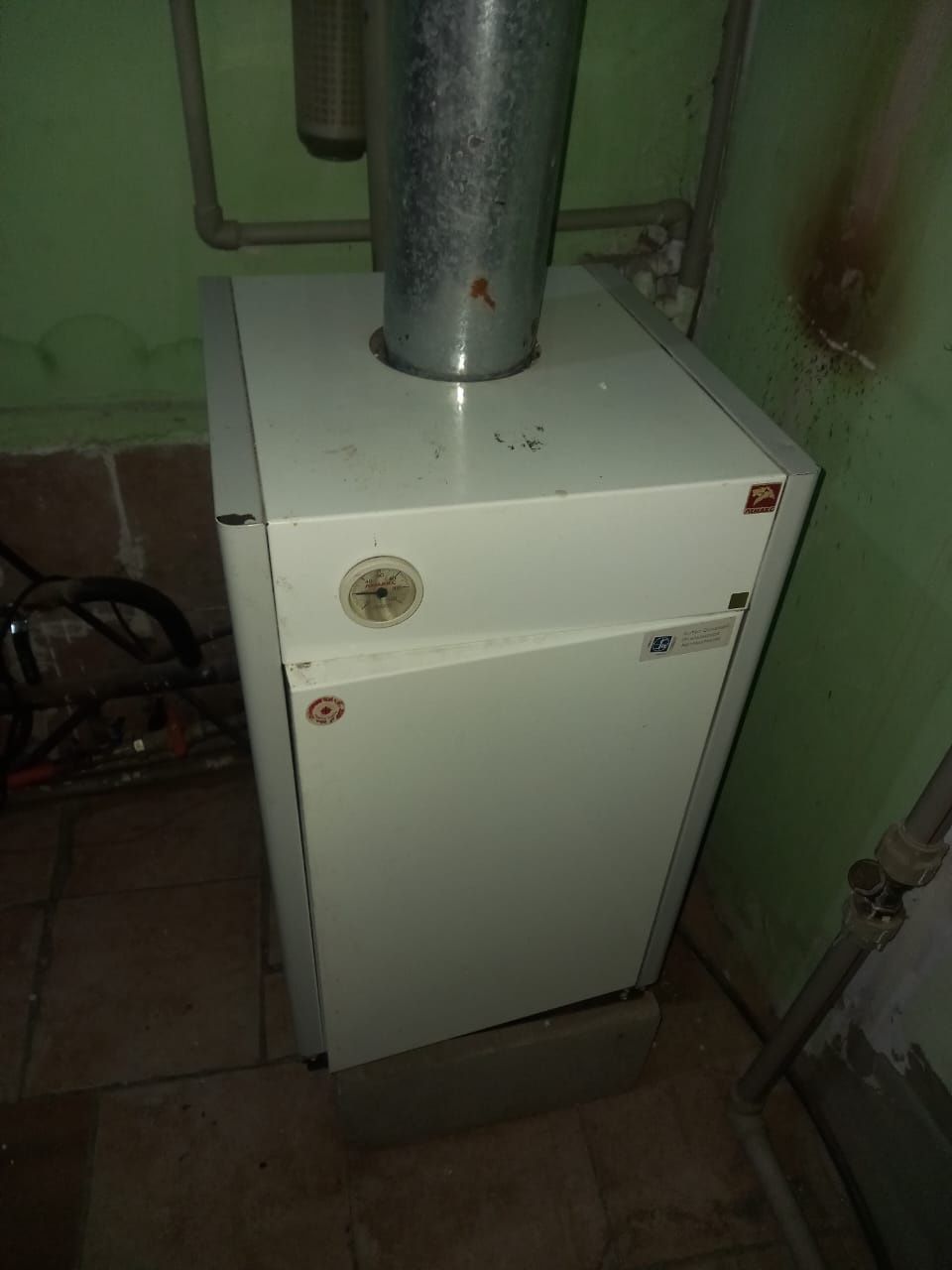 Котел КСГ 12.5д продаётся в комплекте
