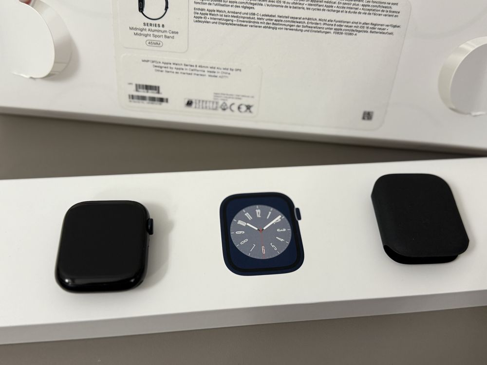 Apple watch 8 series 45mm midnight