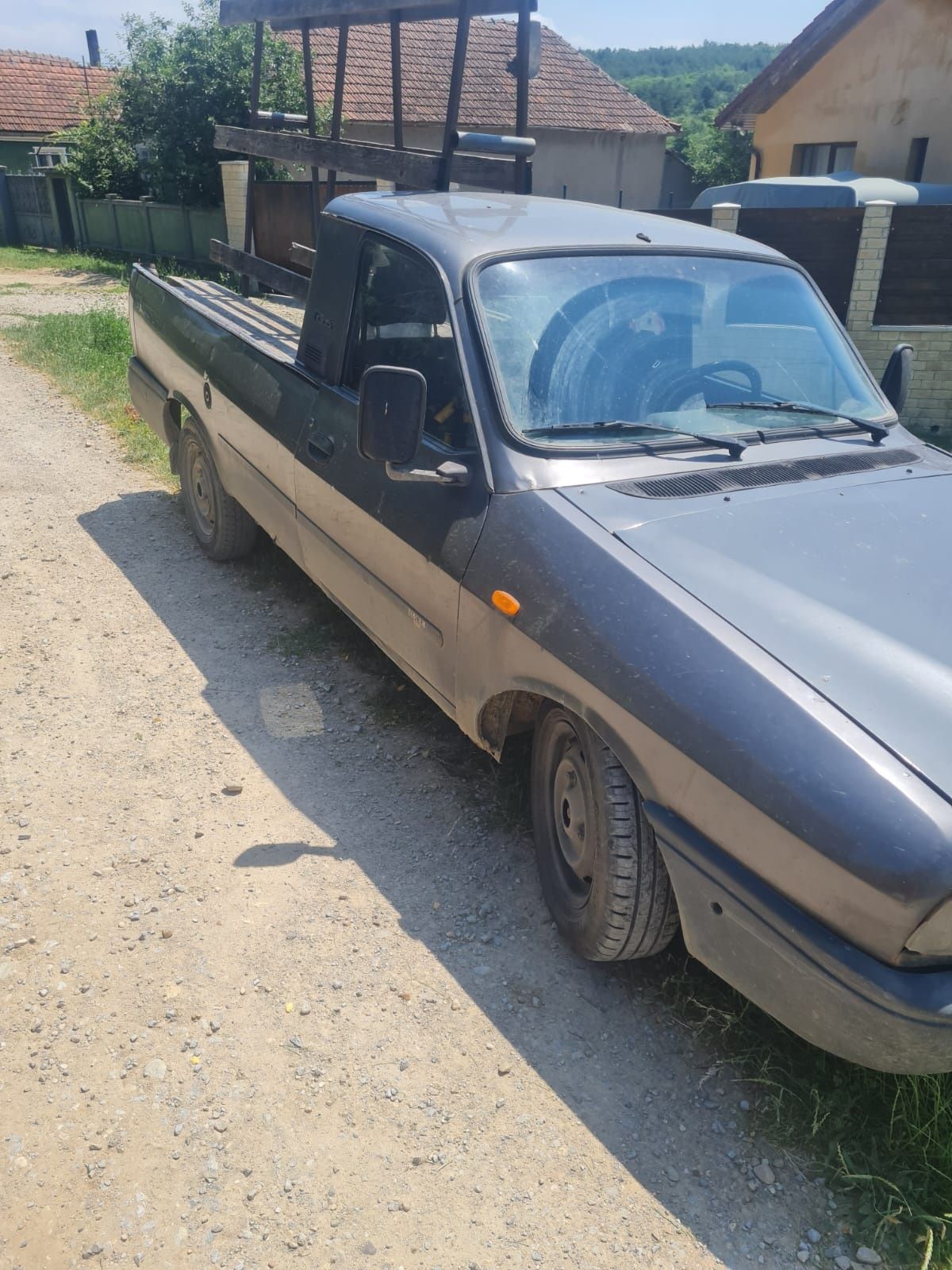 Vand Dacia papuc