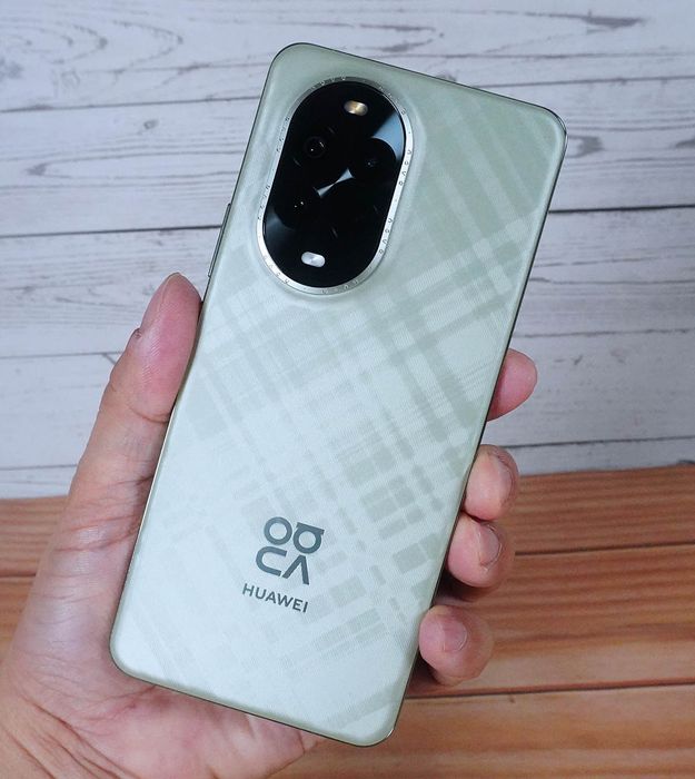 Huawei nova 13 pro, schimb cu Google Pixel 8 pro