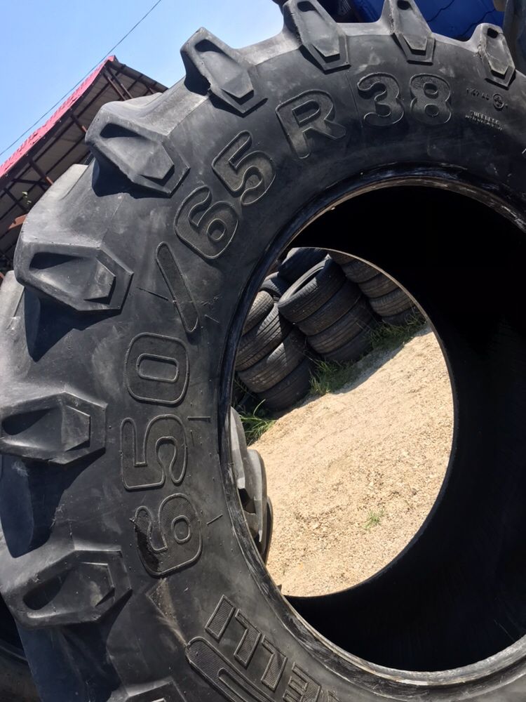 650/65r38 Pirelli