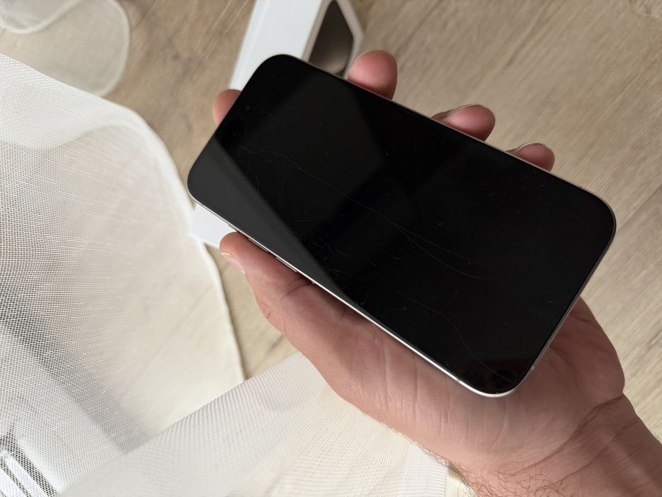 Iphone 15 pro с гаранция 128GB