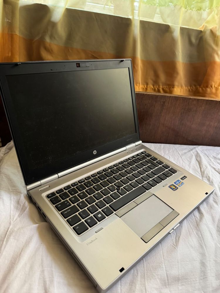 Лаптоп HP Elitebook 8470p I5 3360M