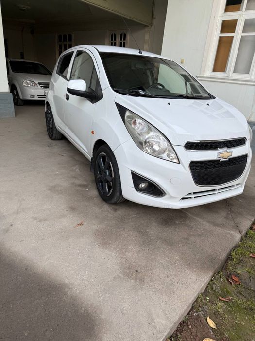 спарк 2011 йил автомат