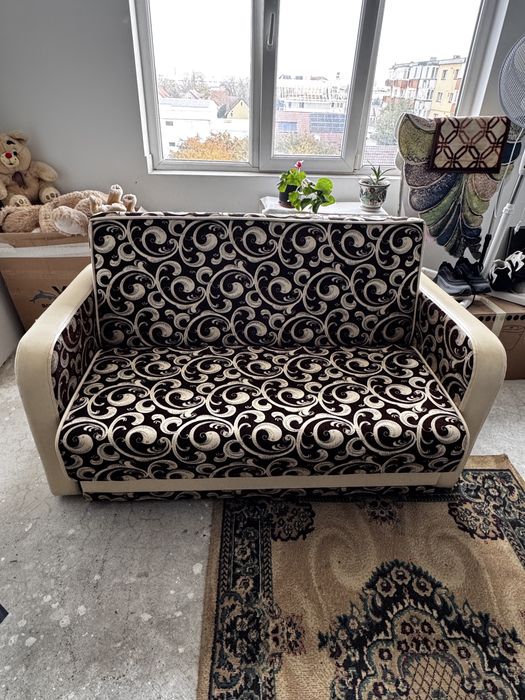 Canapea extensibilă în stare bună
