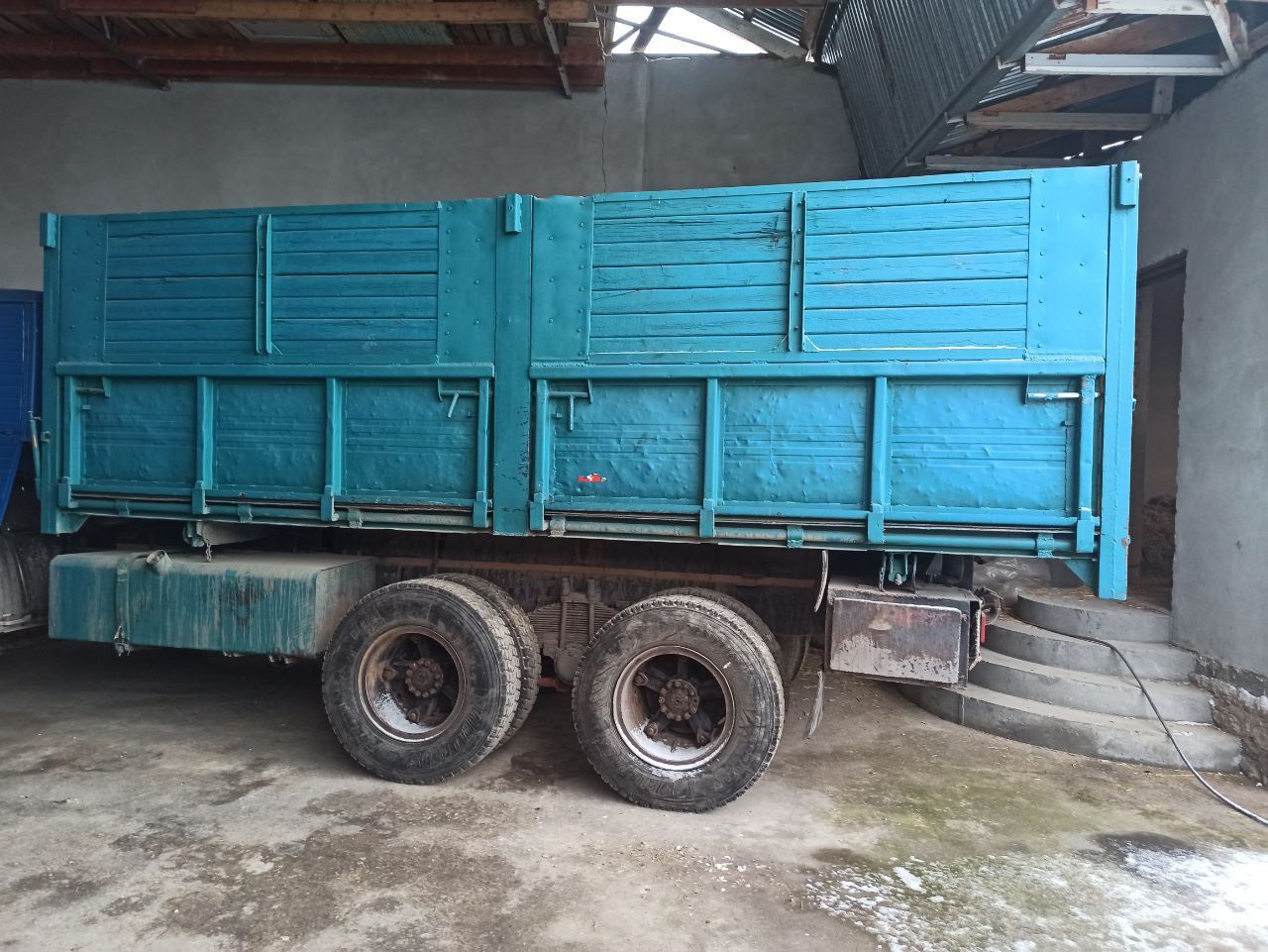 Kamaz sotiladi 1982 yil
