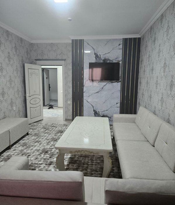 Срочна квартира 2 ком 63 кв 2 этаж