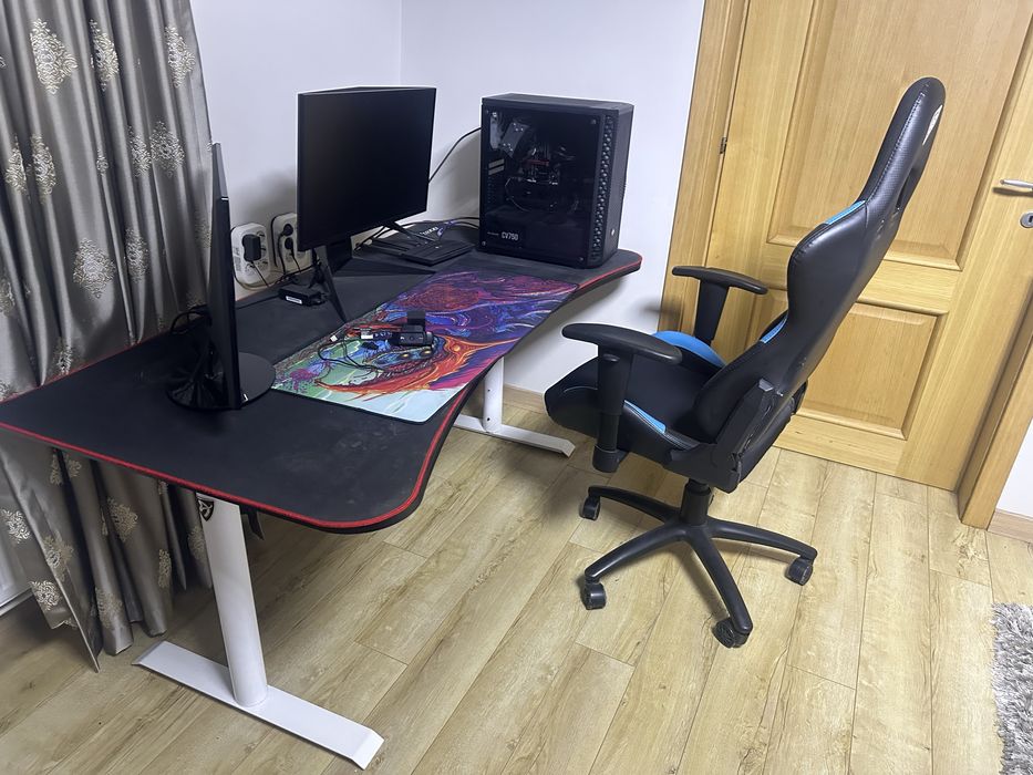 Birou gaming si scaun gaming