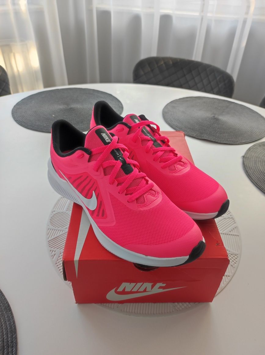 Nike Downshifter Pink/mărimea 40