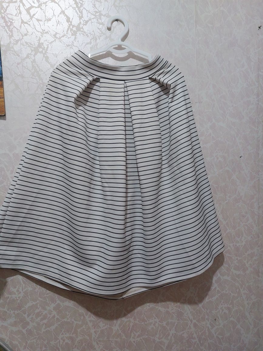 Юбки Европа Bershka, Primark, Shein 42,44,46