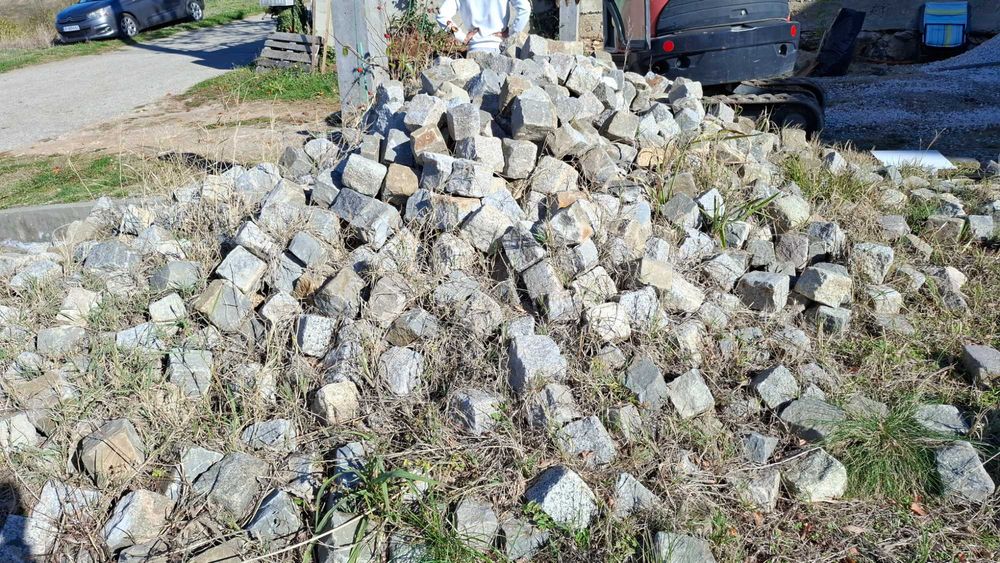 Гранитни павета сиви