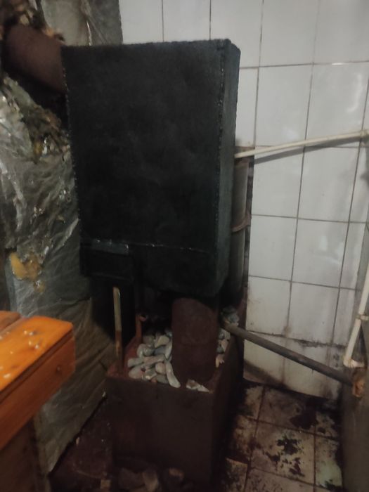 Печь в баню с емкостью для воды