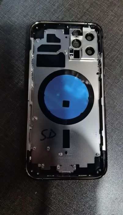 IPhone 12 pro korpus