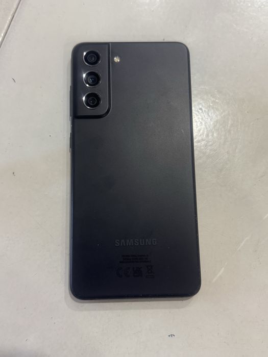 Продавам Samsung S21 FE 5G 128gb