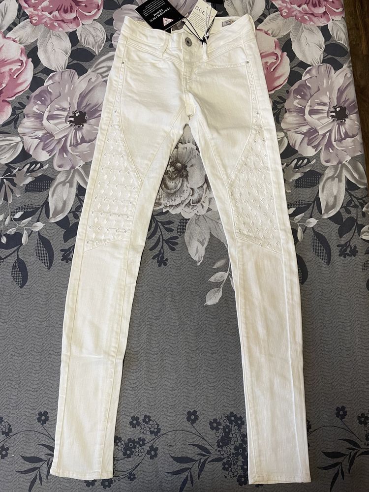 Дънки Guess
