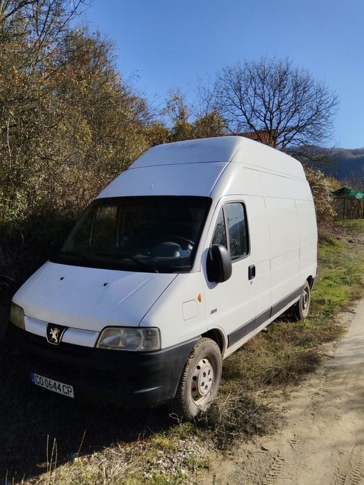 Продавам Бус Пежо