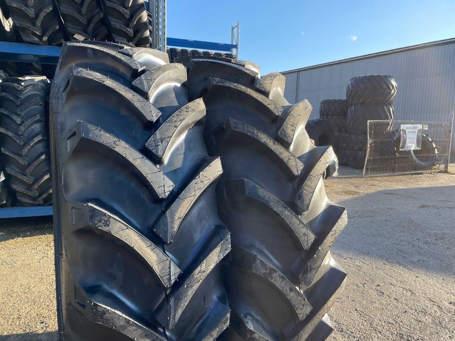 Anvelope noi 16.9-34 cu 14 pliuri marca OZKA pentru tractor spate