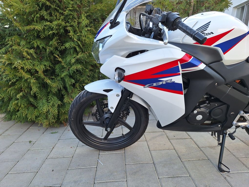 Honda cbr 125 an 2012