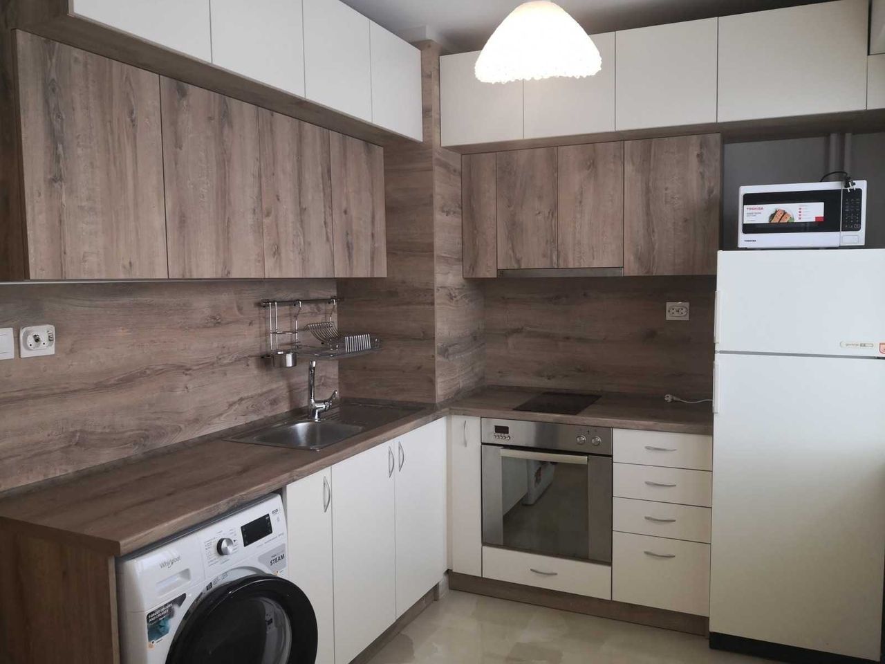 Дава се под наем Двустаен апартамент в София, Надежда 1 - 65 кв.м за 700 € - Снимка #8
