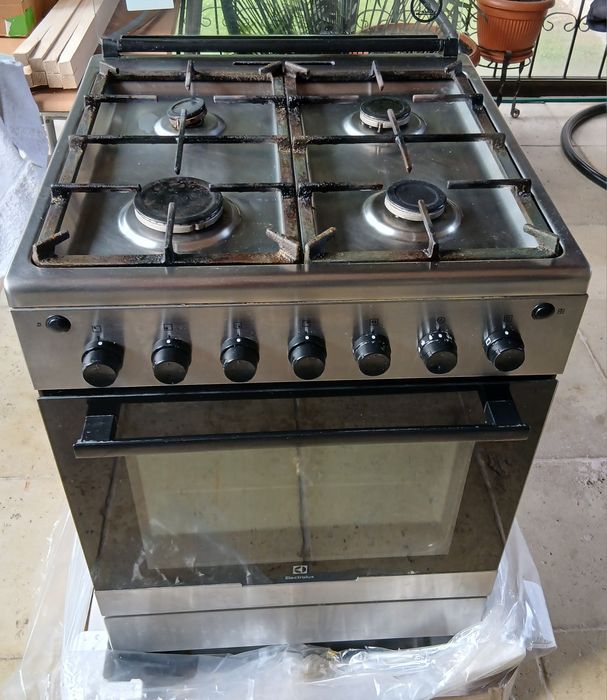 Aragaz ElectroluxEKG61185OX, aprindere electrica,plita,grill,inox 60cm