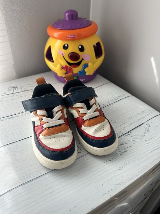 Маратонки H&M