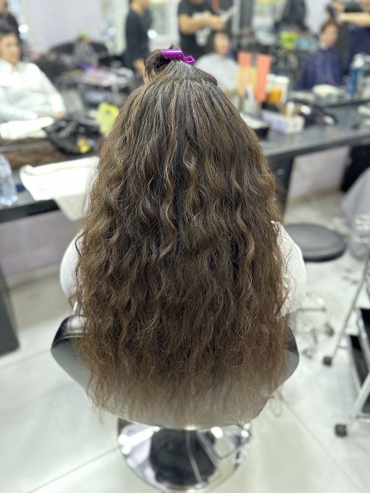 Нарашивание волос Ташкент