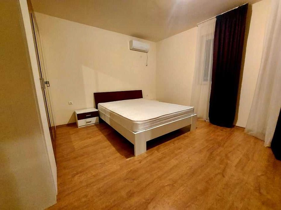 Дава се под наем Двустаен апартамент в Бургас, Славейков - 86 кв.м за 280.5 € - Снимка #4