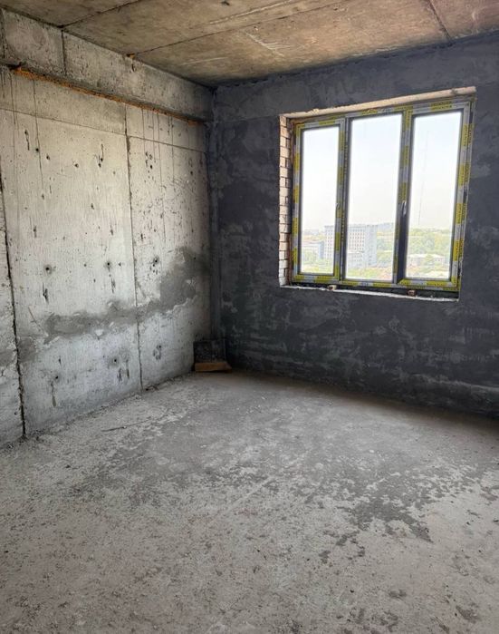 Срочно Продаётся Саламатина Новостройка 3/8/10 каробка  локации топ !