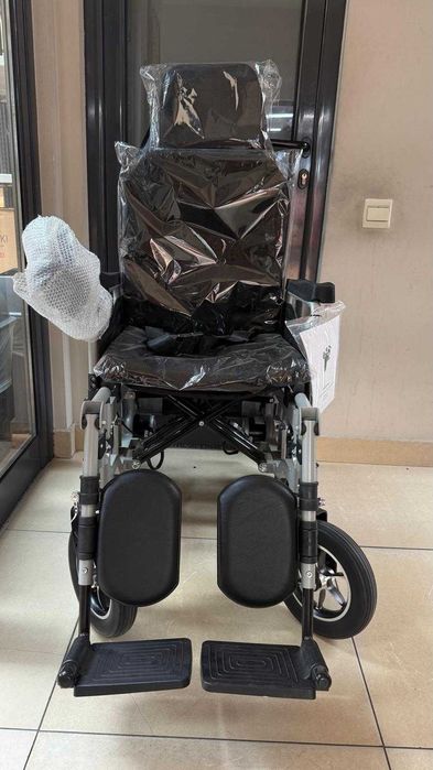 Scaun cu rotile electric - NOU