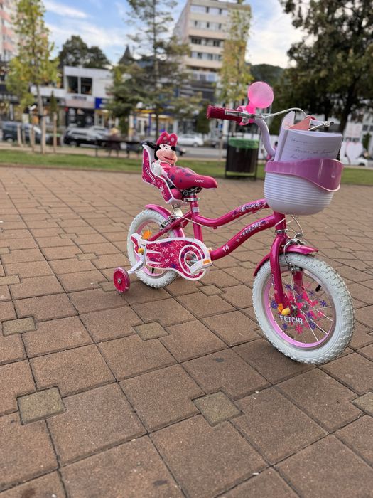 Bicicleta roz de fetite