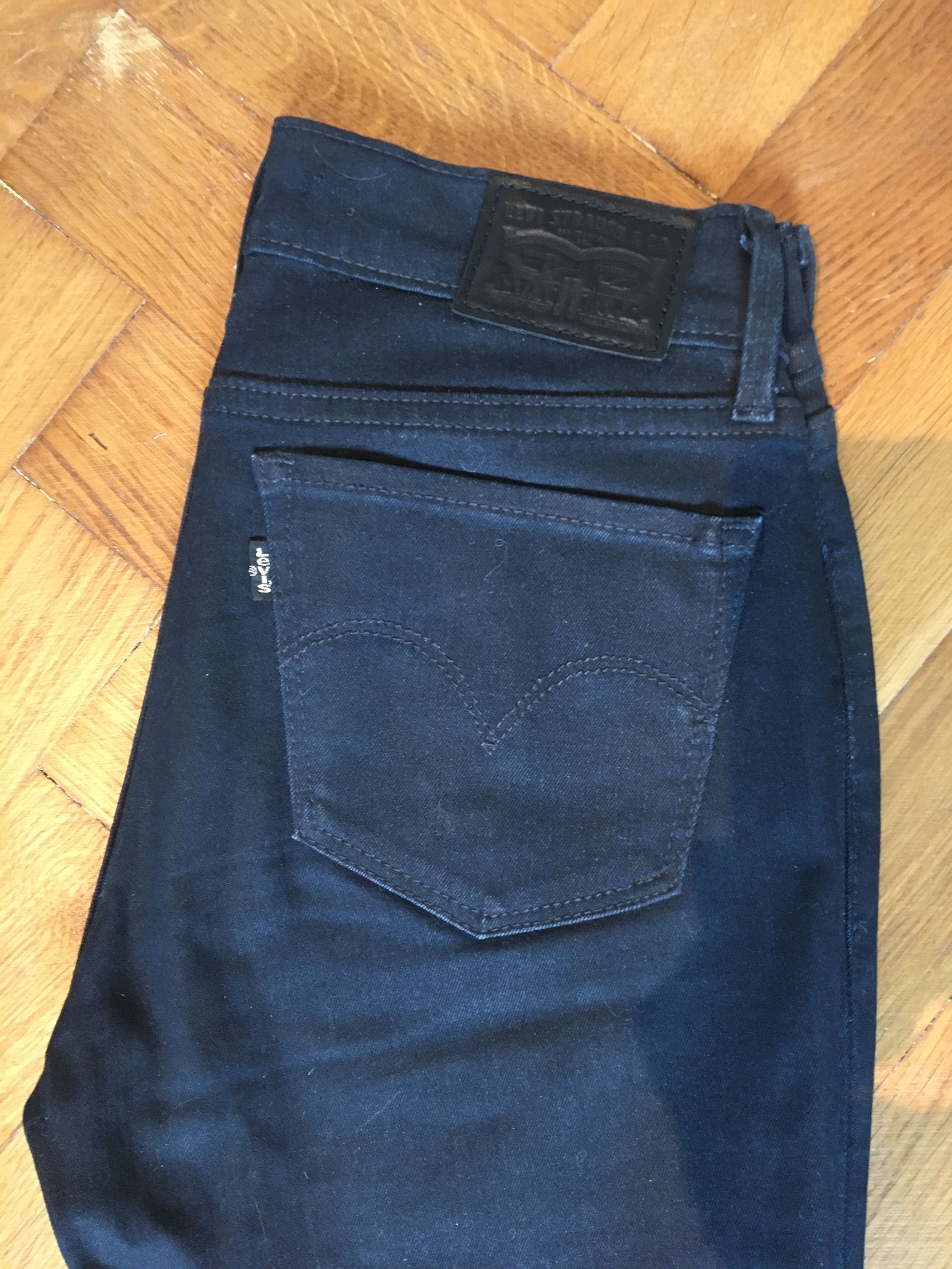 Blugi Levi's Skinny, marimea 25