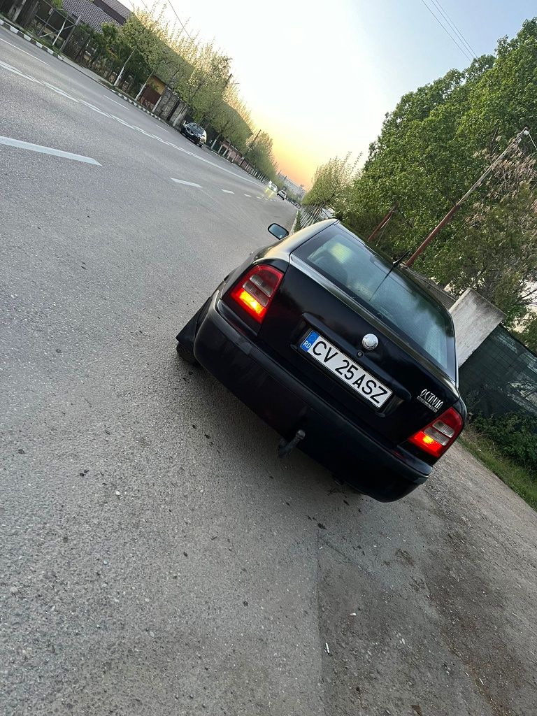Dezmembrez skoda ocatavia 1 1.9 asv
