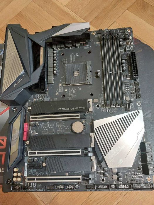 AMD Ryzen 7 5800Х + Gigabyte X570 Aorus Master Wi-Fi