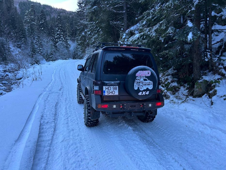 Vand Mitsubishi Pajero MK2