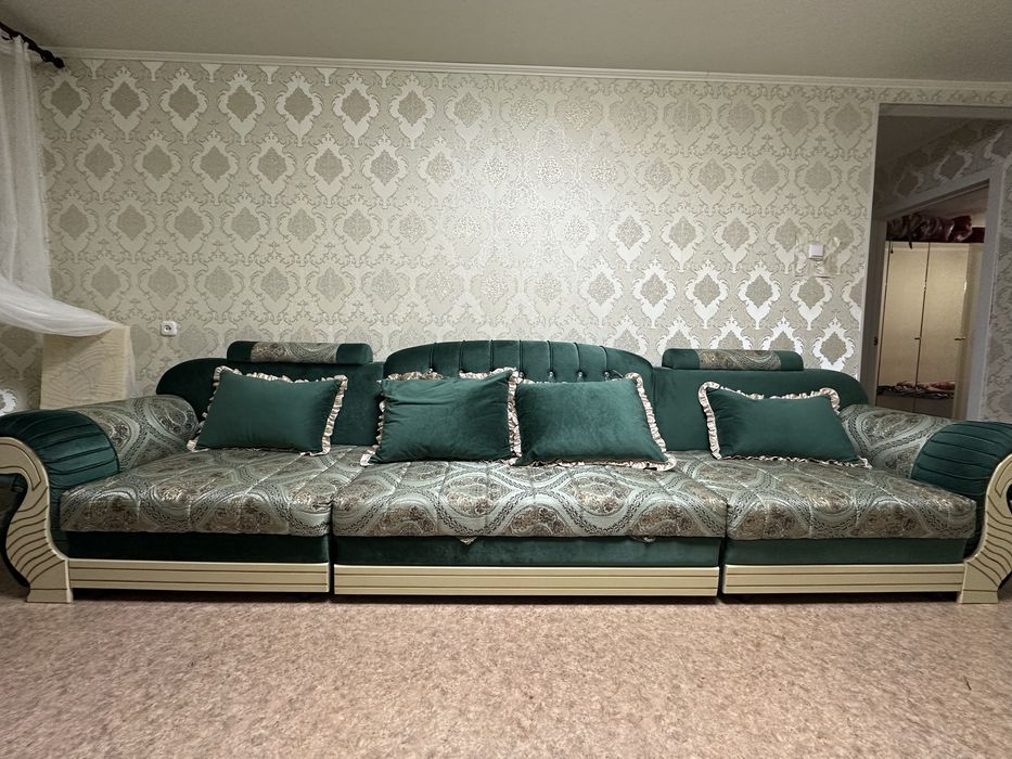Диван   125000т.