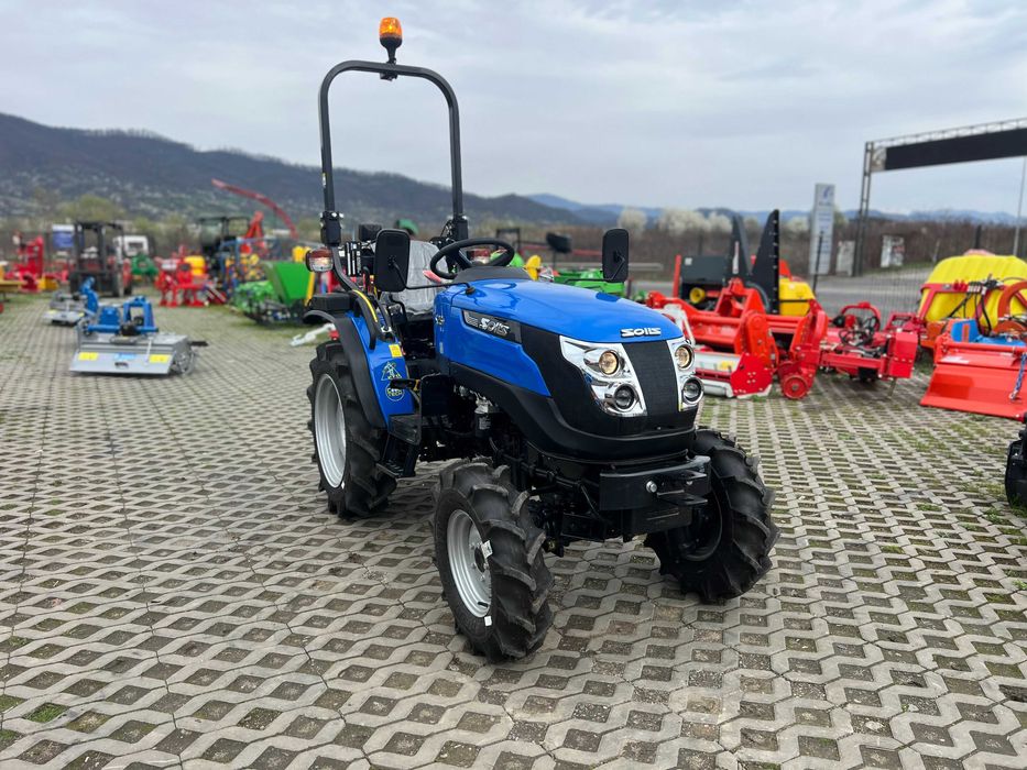 Tractor model Solis 26 Cp model S26+ 4x4 Nou fara acoperis Agramix