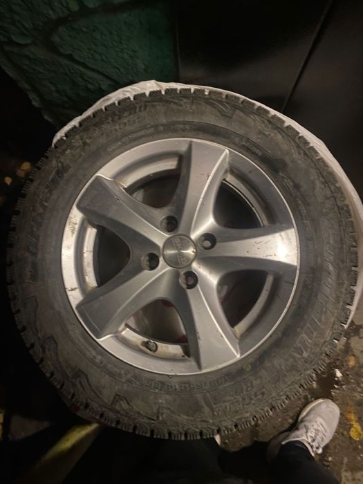 R14 185/65 диски с резиной