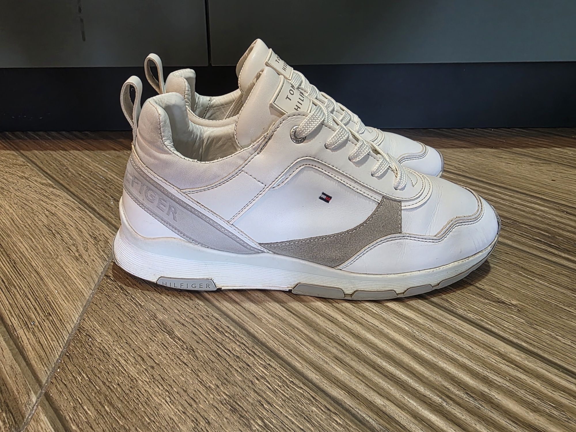 Дамски маратонки Tommy Hilfiger