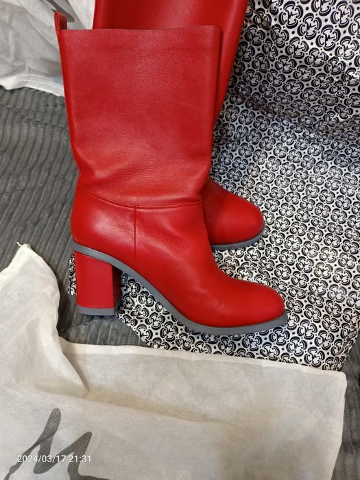 Женские сапожки ,кожа натуральная, немецкие,, Брендовые