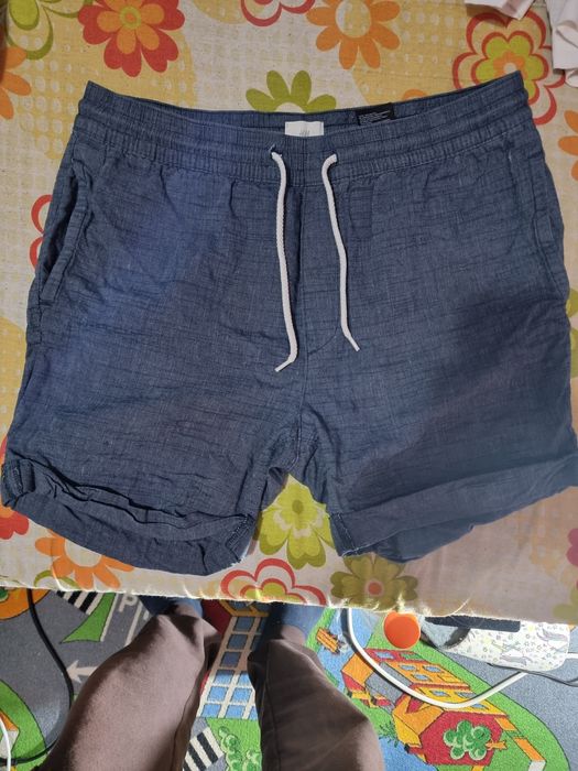 Pantaloni scurți bărbați H&M