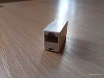 RJ45 CAT5E съединител за 2 кабела