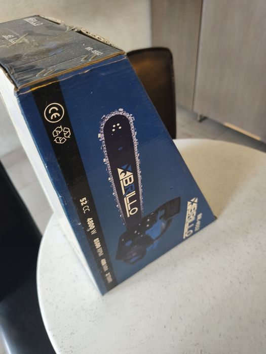 Drujbă benzina, nouă.