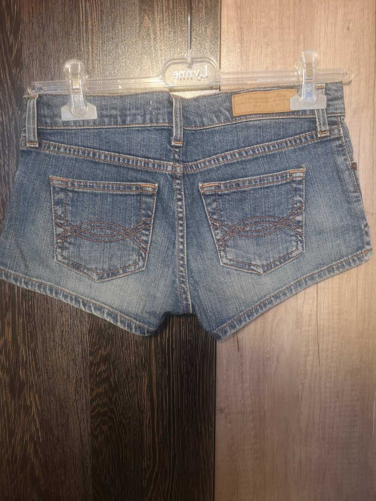 Abercrombie & fitch дънкови къси гащи