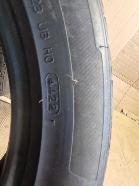 2 Hankook R19 235/50
летни гуми DOT4422