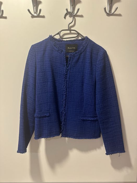 Елегантно сако цвят кралско синьо на Massimo Duti