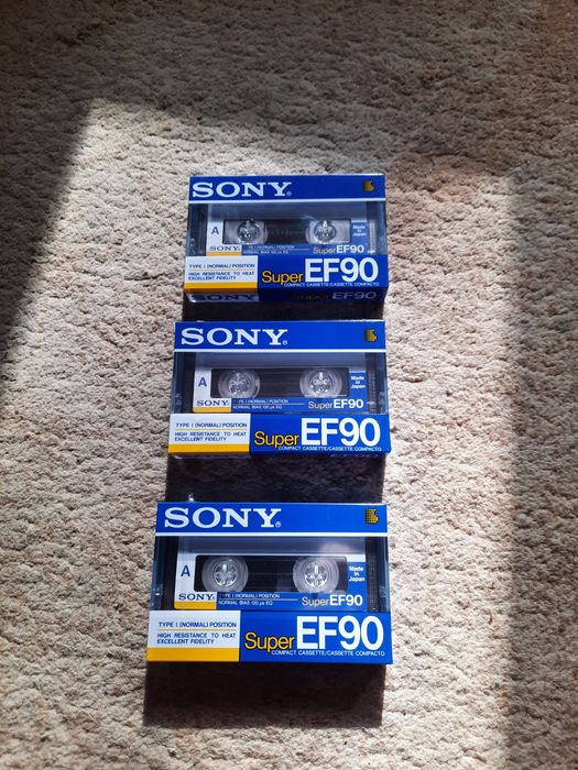 Продам новые Аудио кассеты  Sony EF 90