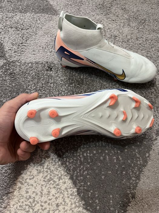 Футболни бутонки на Nike (36) номер