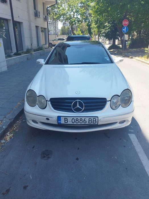 Продавам Mercedes-Benz CLK 240