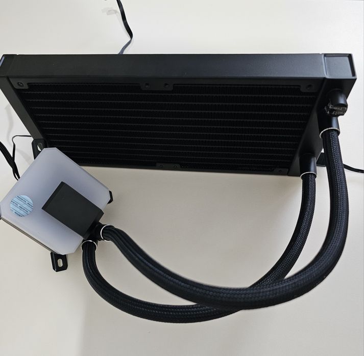 Cooler procesor AIO EK-AIO 240 D-RGB [garantie]